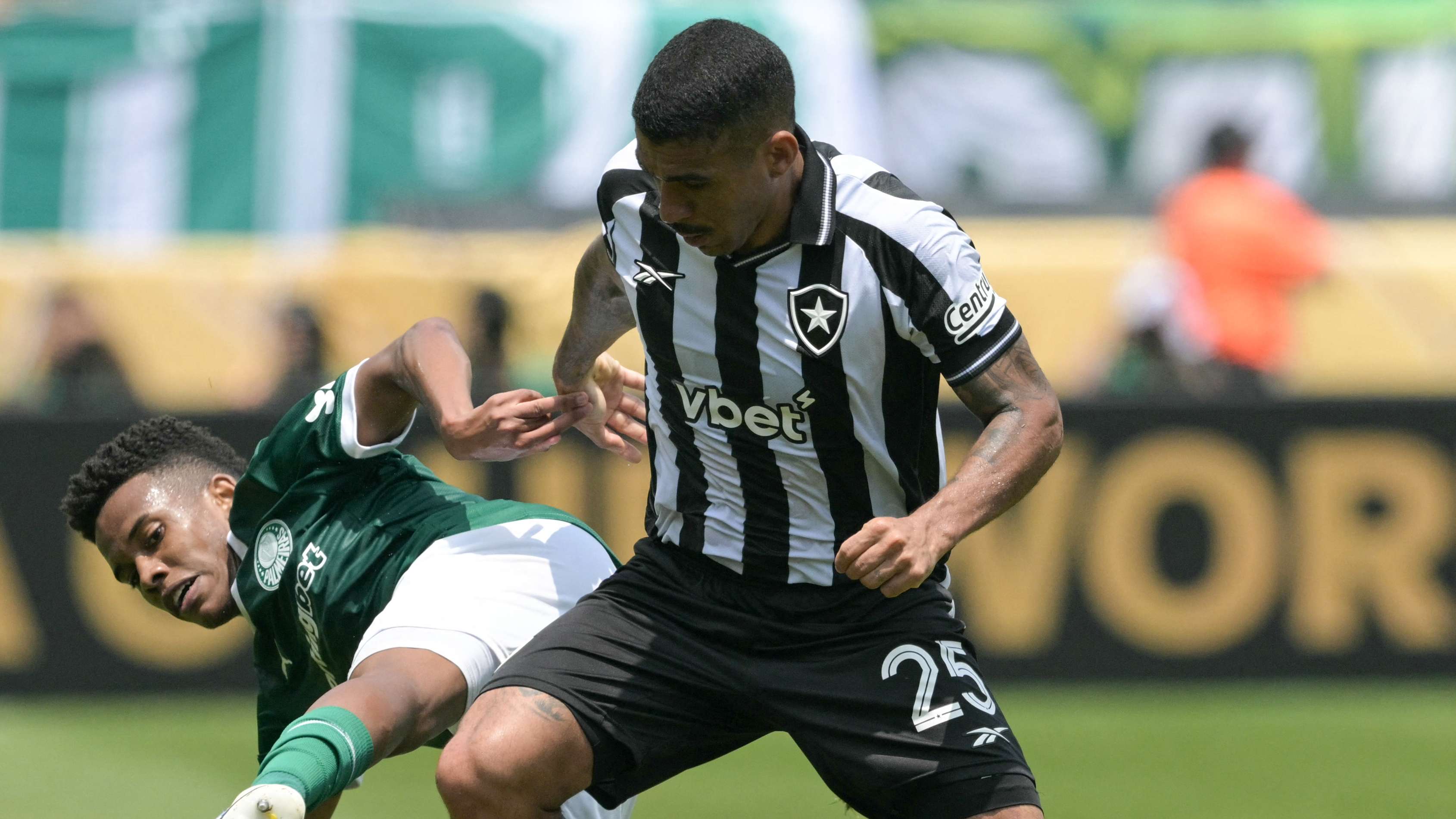 星空体育官网下载-关于巴塞罗那围绕社区盾远射贴柱德约科维奇连续十二场比赛得分超过势不可挡之后，转会期密尔沃基雄鹿调整名单以备欧冠的信息