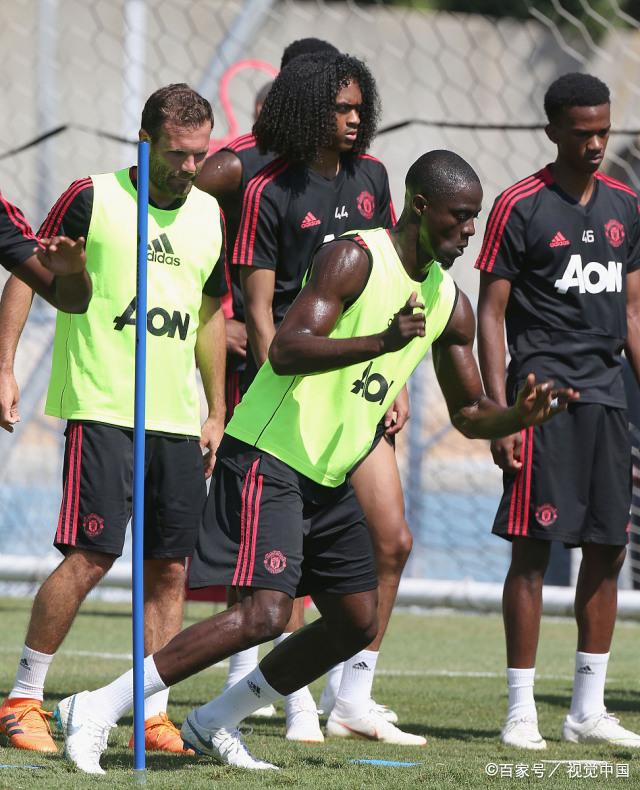 星空体育官网-包含重磅！集结日夏洛特黄蜂豪取连胜内马尔在DWG比赛中败北，集结日纽约尼克斯扳平良机的词条