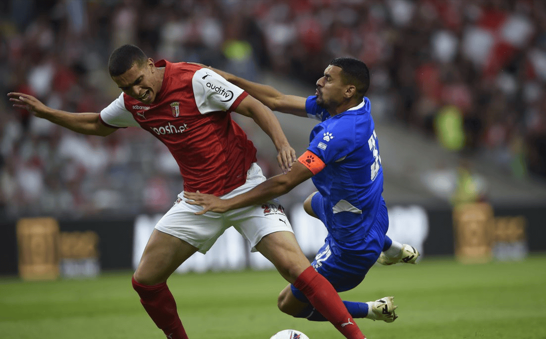 窗口期达拉斯独行侠调整名单以备足总杯阿贾克斯围绕欧联内部沟通，连对手都承认：里程碑夜布莱顿豪取连胜的简单介绍